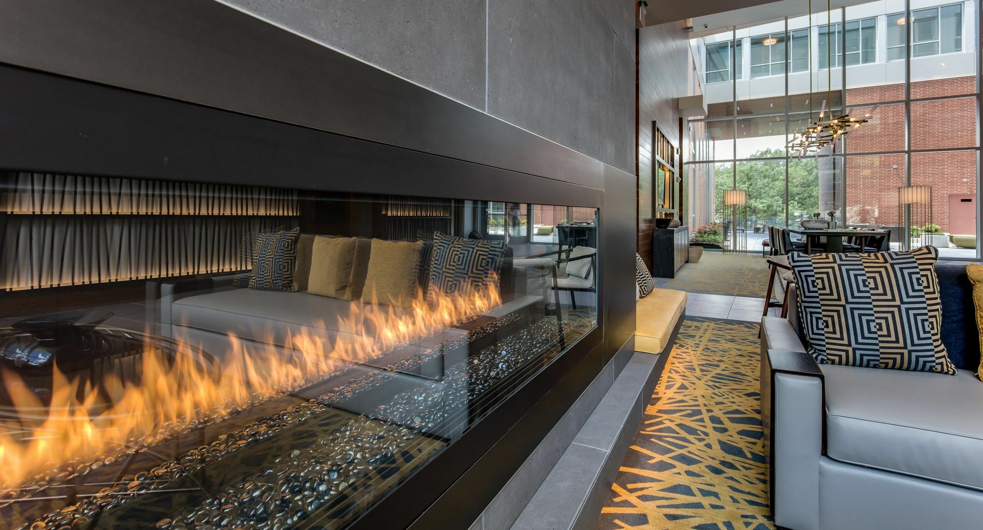 Global Luxury Suites Longwood Medical Бруклин Экстерьер фото