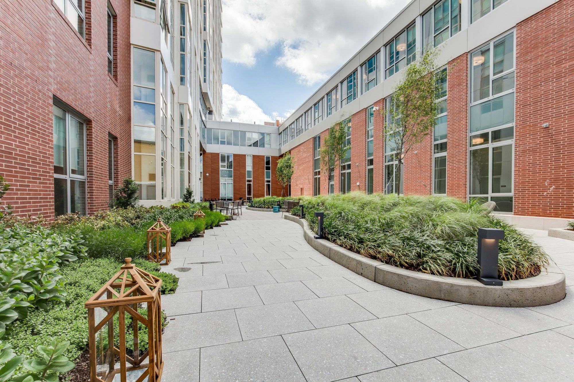 Global Luxury Suites Longwood Medical Бруклин Экстерьер фото